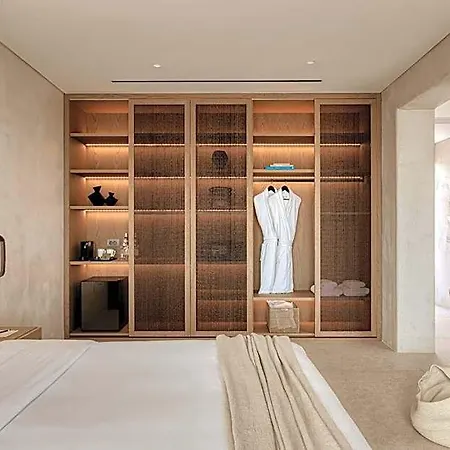 Enigma Mykonos Hideaway Hotell 4*